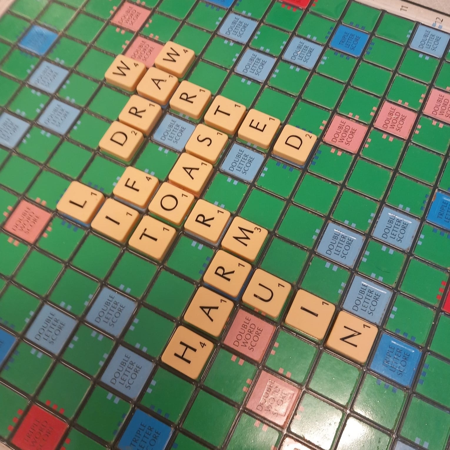 Scrabble Avenue crop